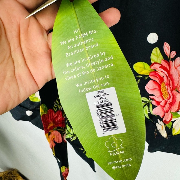 NWT Farm Rio New Nanaju Floral Black Shorts Extra Small Small Linen Blend - Picture 6 of 8